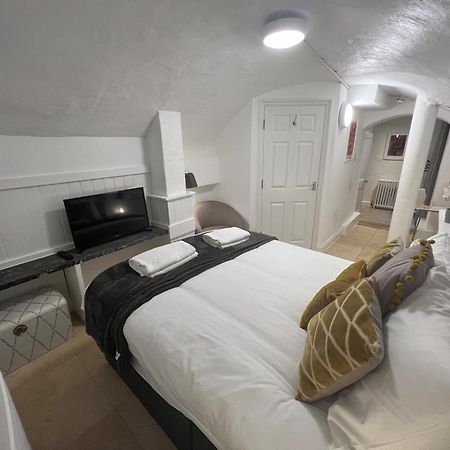 4 Berkeley Square I Your Apartment Bristol Ruang foto