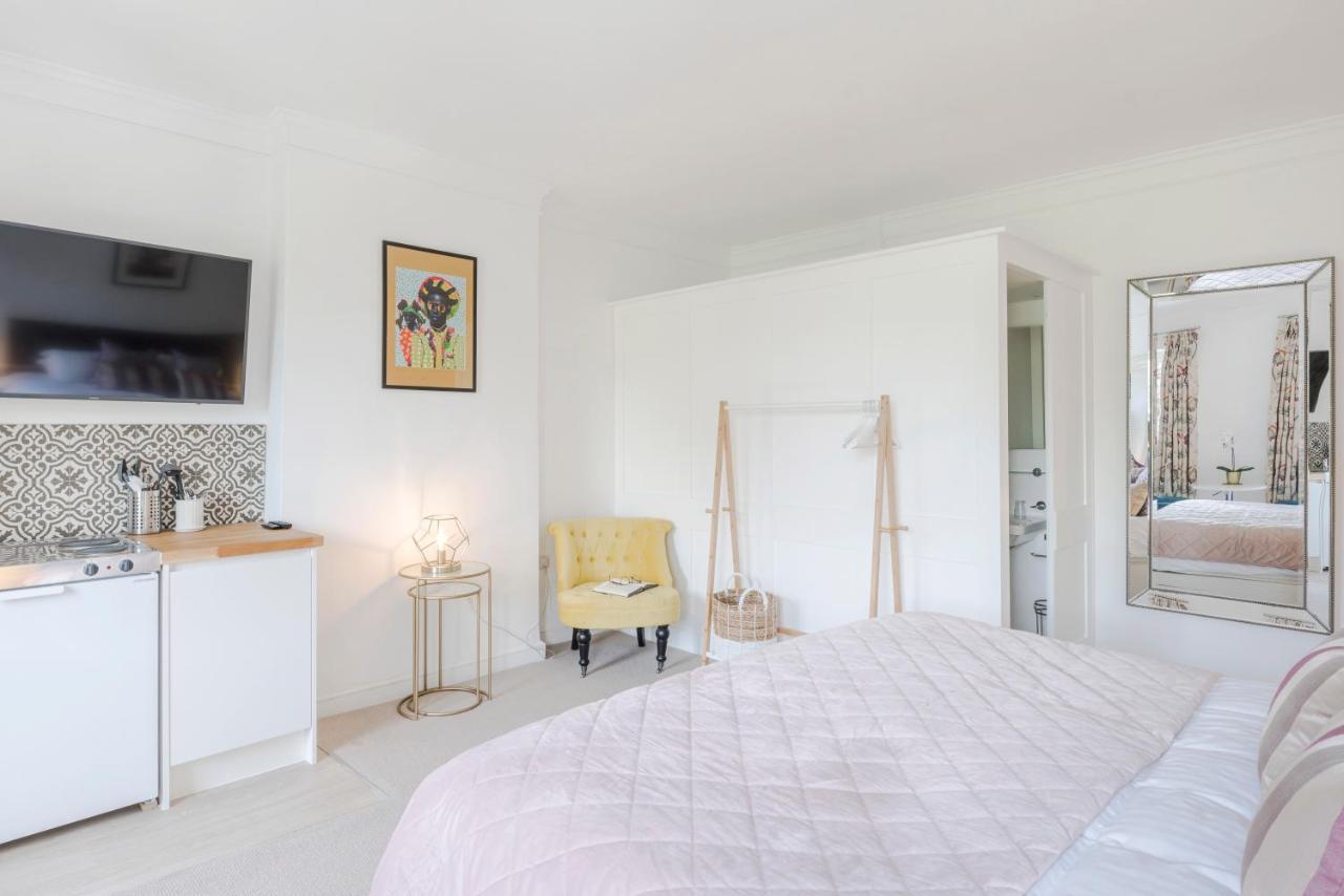 4 Berkeley Square I Your Apartment Bristol Bagian luar foto