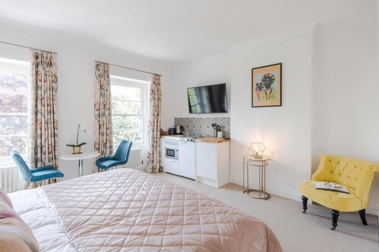 4 Berkeley Square I Your Apartment Bristol Bagian luar foto